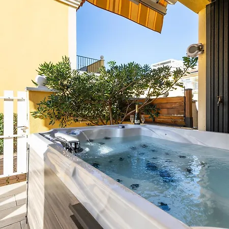Willa Nix -villa Prive 4p - Terrasse - Parking - Climatisation - Cap Naturiste Agde