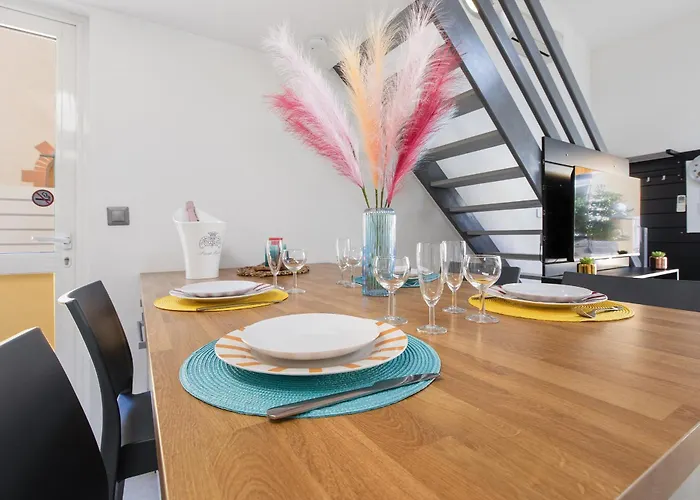 Willa Villa Spa Prive 4P - Terrasse - Parking - Climatisation - Cap Agde Naturiste